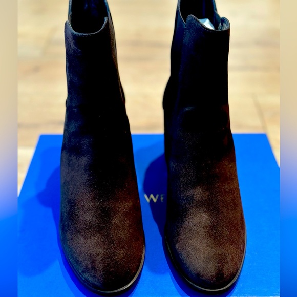 Stuart Weitzman Shara Suede boots never worn comes with box, bag size 8.5 Brown - Picture 1 of 7